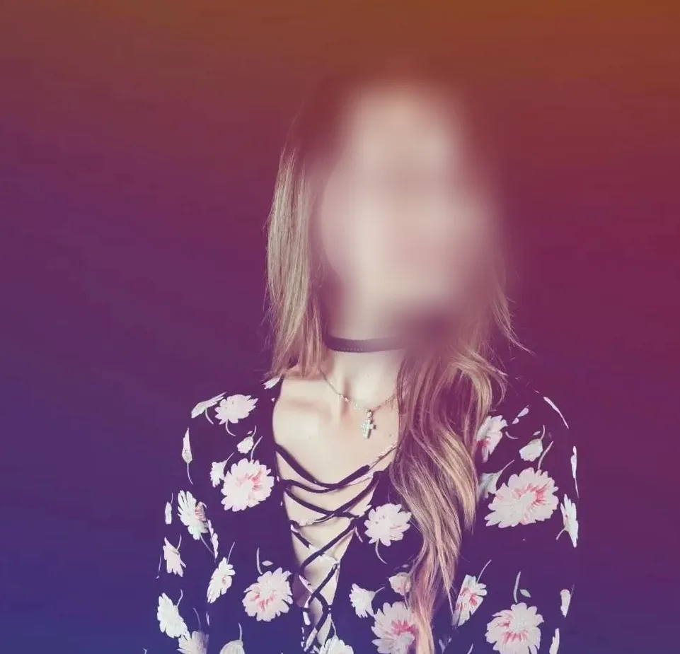 Ana, 24 años